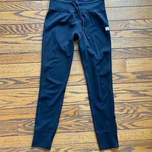 Navy Vuori Leggings Size S